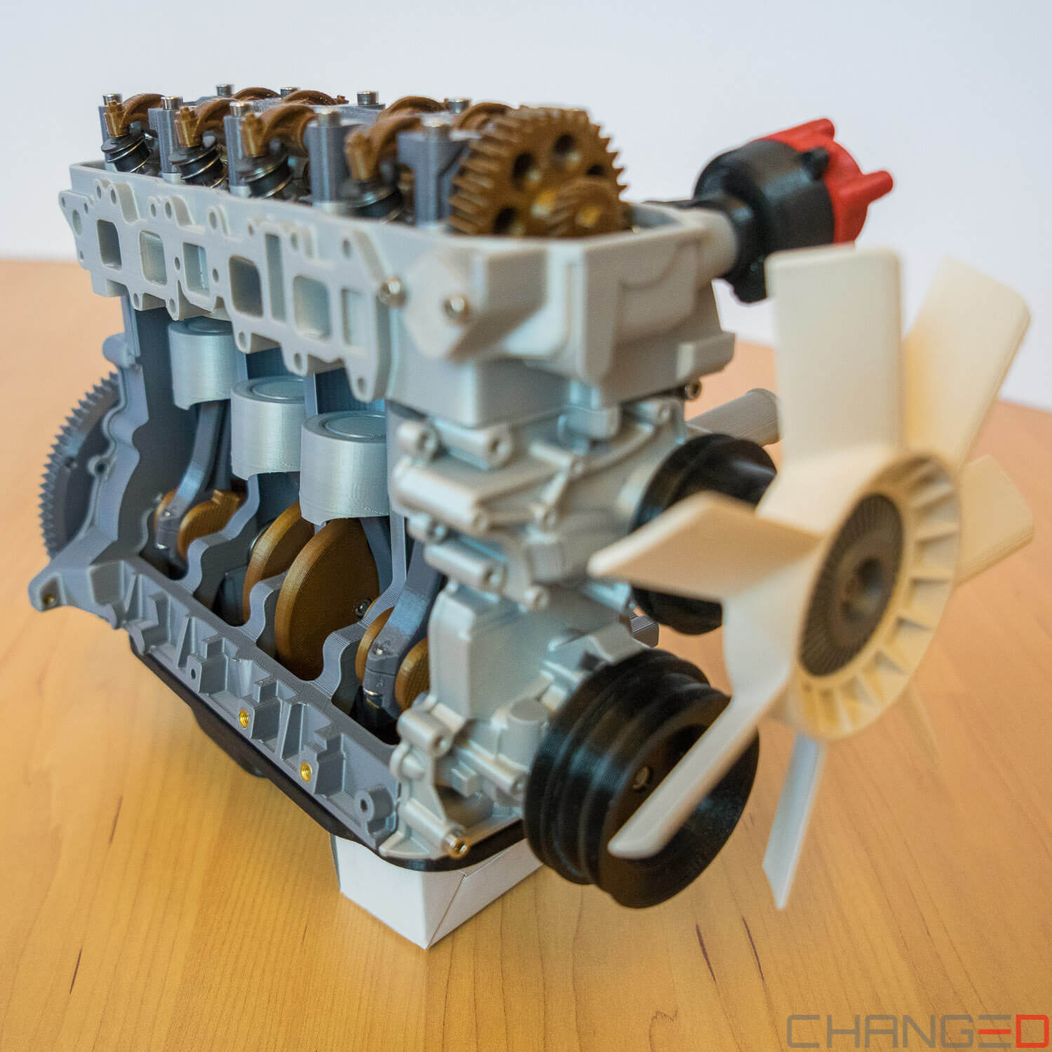 3D gedruckter Verbrennungsmotor als Schulungsobjekt.